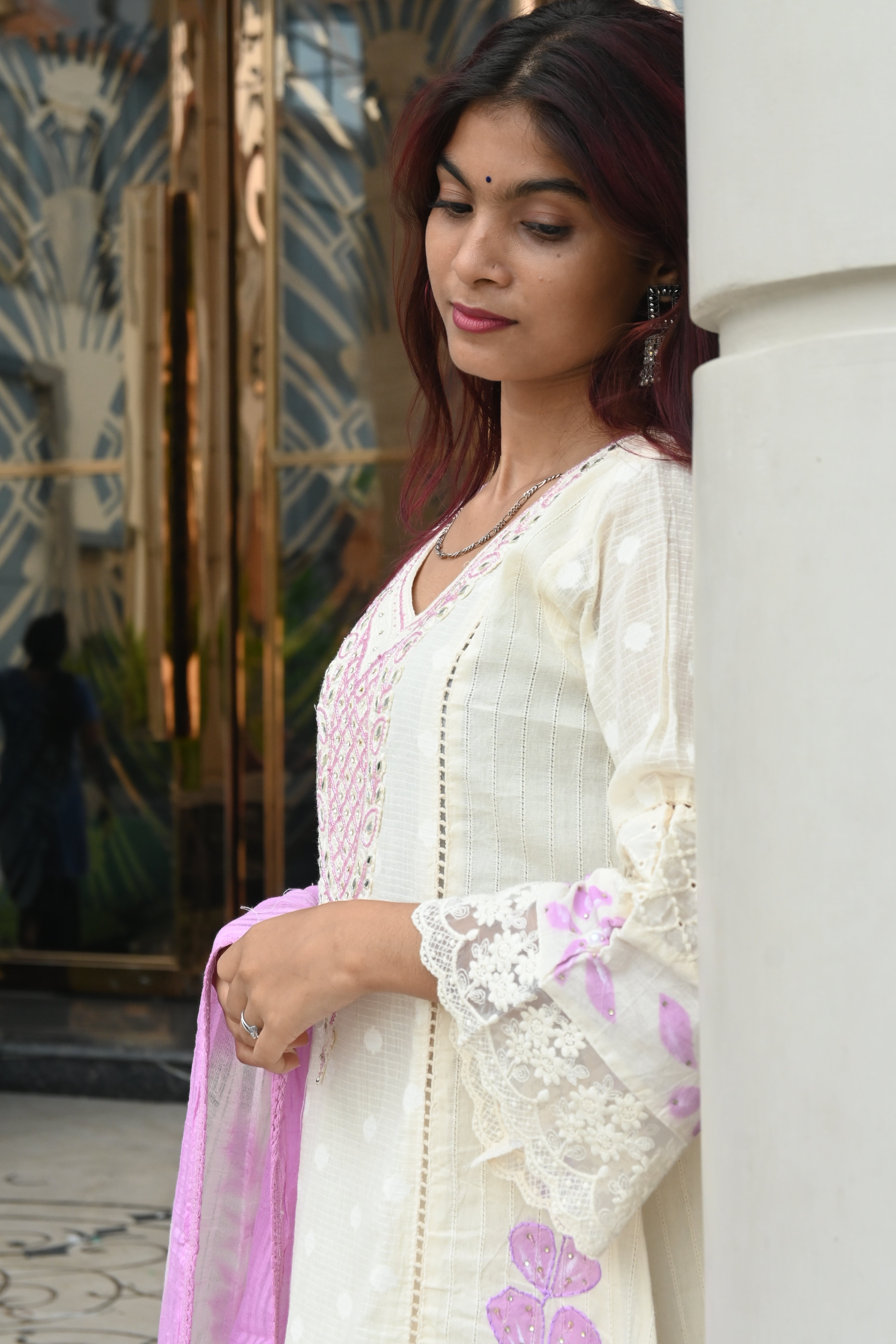 Ivory White Kurti Set with Pink Embroidered Yoke & Tie-Dye Dupatta